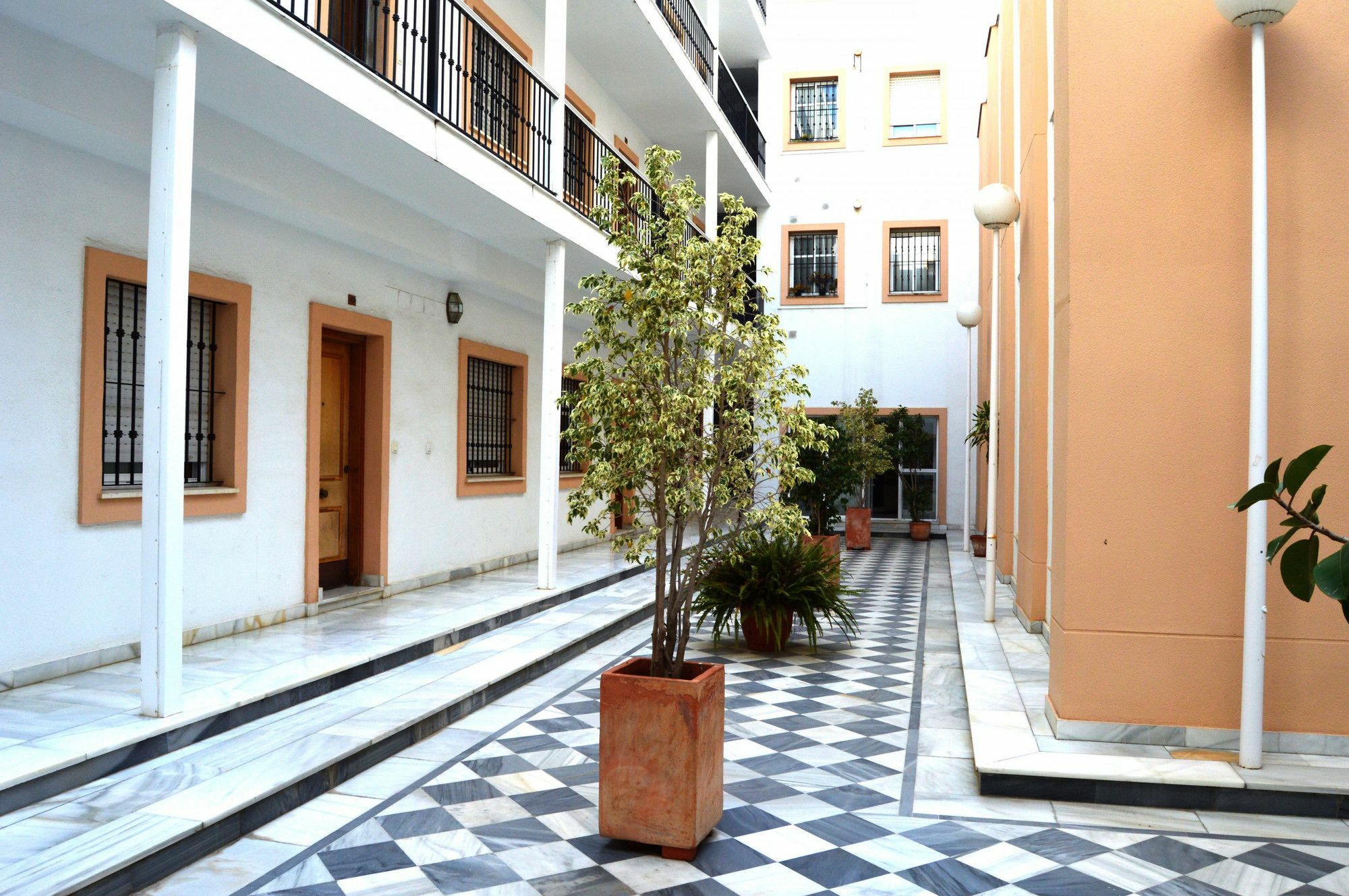 Apartamento El Baluarte Cadiz Exterior photo